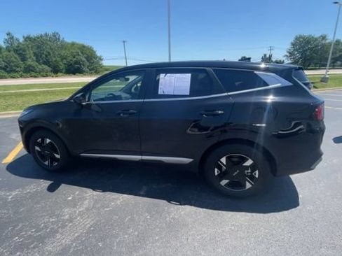Used 2026 Kia Sportage LX FWD image 8