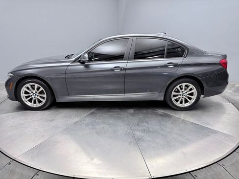 Used 2018 BMW 320i xDrive Sedan image 8