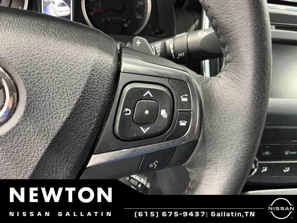 Used 2017 Toyota Camry SE FWD image 27