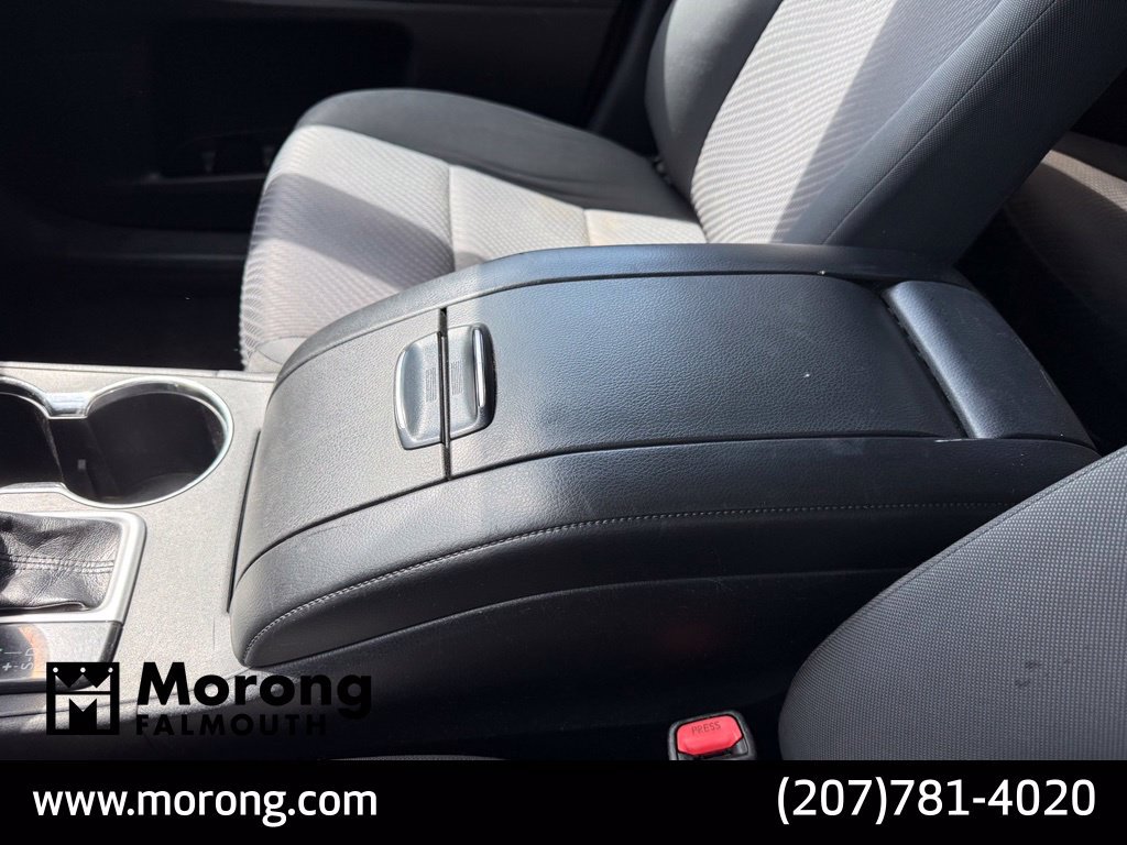 Used 2018 Toyota Highlander LE AWD/4WD image 39
