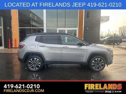 Used 2024 Jeep Compass Limited image 13