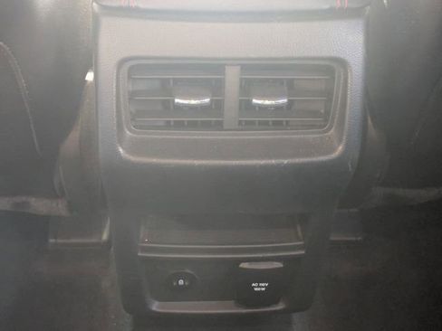 Used 2022 Ford Edge ST-Line image 21