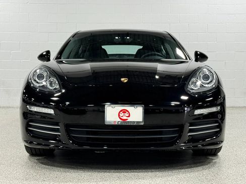 Used 2014 Porsche Panamera 4 AWD/4WD image 3