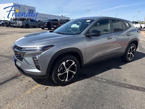 New 2026 Chevrolet Trax RS FWD image 1