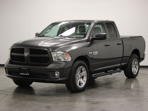 Used 2017 RAM 1500 Express AWD/4WD image 4