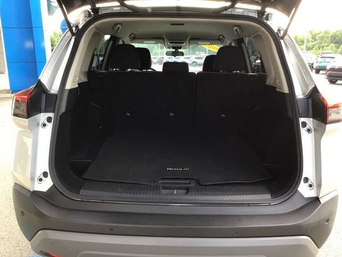 Used 2023 Nissan Rogue SV FWD image 39