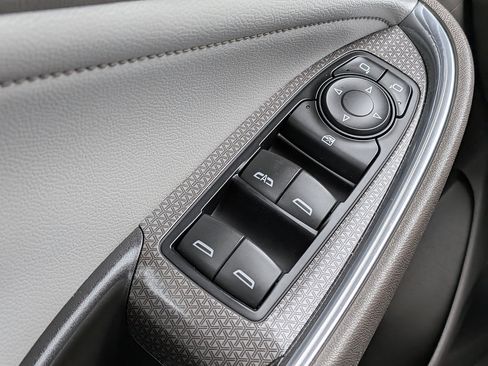Used 2016 Chevrolet Malibu LT w/ Leather Package FWD image 20
