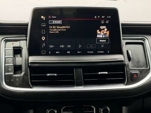 Used 2023 GMC Yukon SLT w/ SLT Premium Package RWD image 18