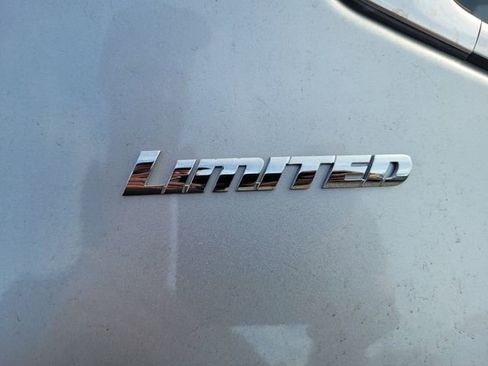 Used 2024 Toyota Tundra Limited image 16