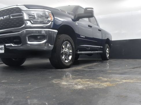Used 2024 RAM 2500 Big Horn AWD/4WD image 53