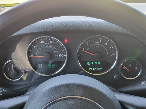 Used 2016 Jeep Wrangler Sport w/ Quick Order Package 24S AWD/4WD image 9