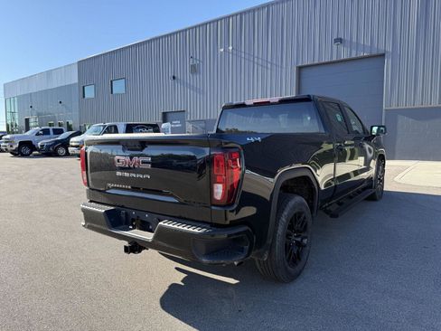 Used 2024 GMC Sierra 1500 Pro w/ Graphite Edition AWD/4WD image 3