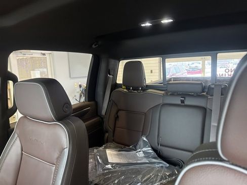 New 2026 GMC Sierra 3500 Denali w/ Technology Package image 18