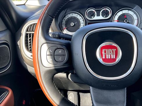 Used 2016 FIAT 500L Trekking FWD image 22
