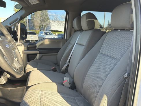 Used 2019 Ford F250 XLT w/ XLT Value Package image 33