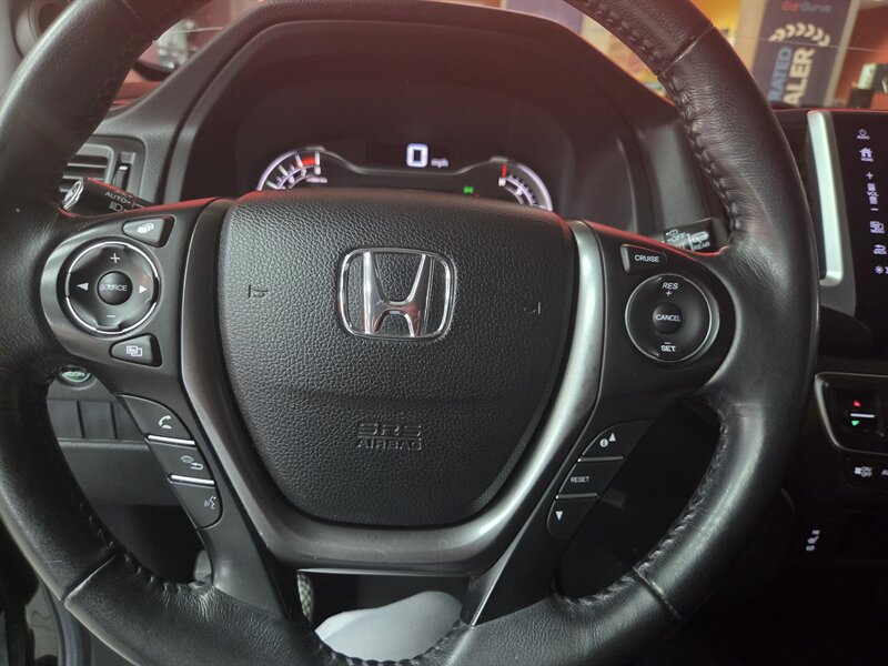 Used 2017 Honda Pilot EX-L image 27
