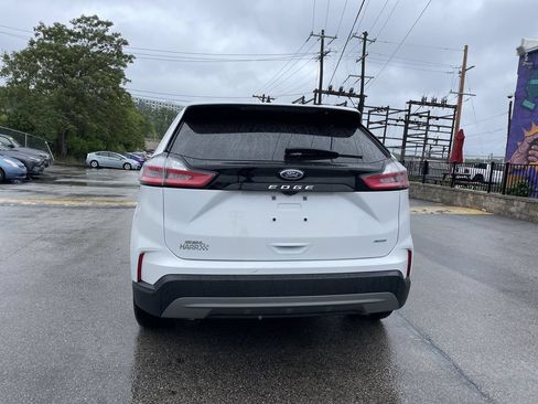 Used 2024 Ford Edge SEL AWD/4WD image 4