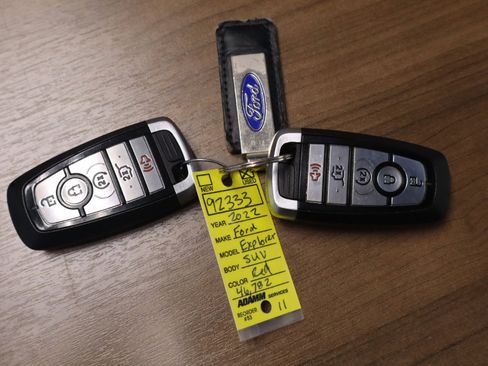 Used 2022 Ford Explorer Limited w/ Equipment Group 301A image 26