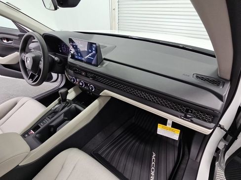 New 2026 Honda Accord LX image 34