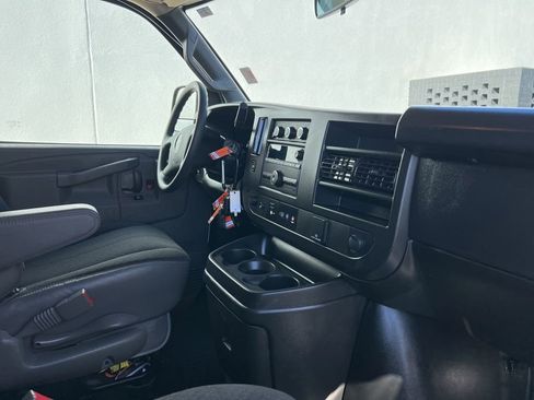 Used 2023 GMC Savana 2500 w/ Driver Convenience Package RWD image 37