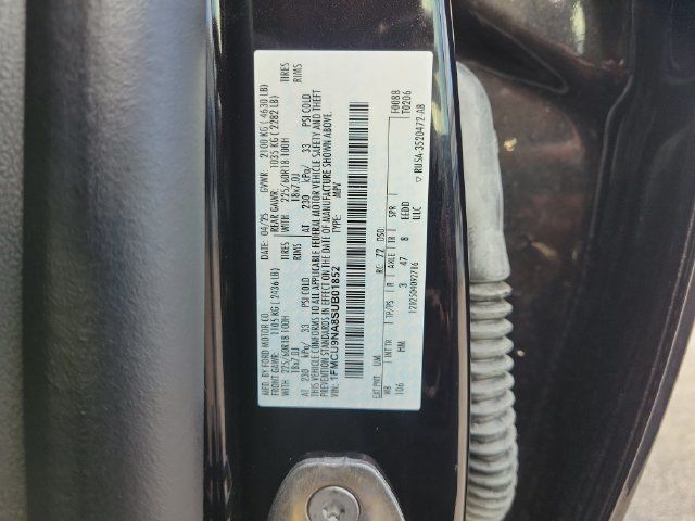 Certified 2025 Ford Escape ST-Line Select AWD/4WD image 35