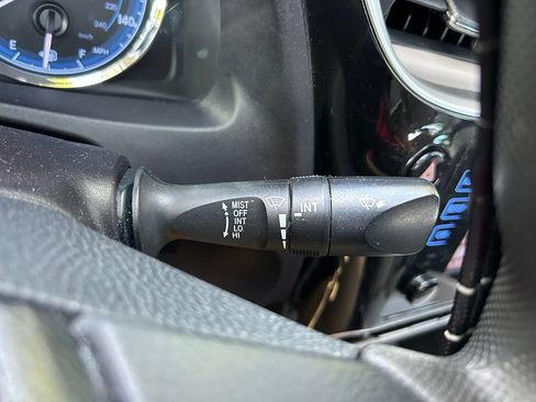 Used 2019 Toyota Corolla LE FWD image 21