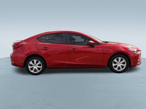 Used 2017 MAZDA MAZDA3 Sport FWD image 9