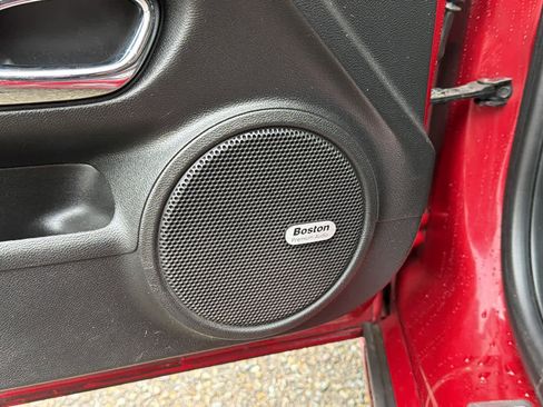 Used 2014 Chevrolet Camaro SS RWD image 19