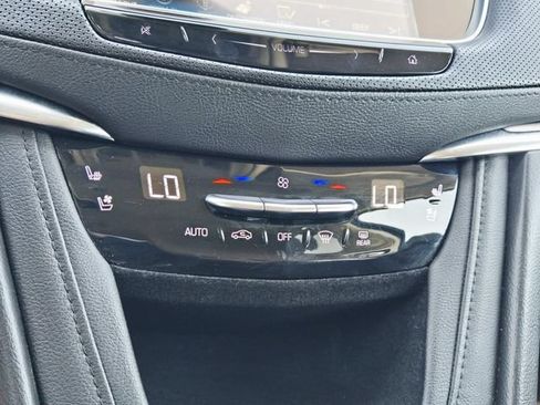 Used 2018 Cadillac XT5 Premium Luxury AWD/4WD image 27