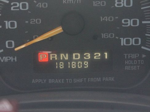Used 2000 GMC Savana 1500 w/ Marketing Option Pkg 1SE RWD image 34