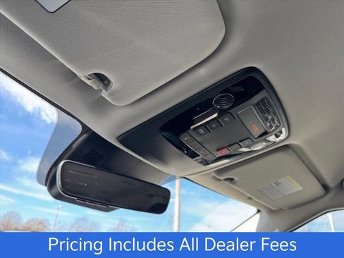 New 2026 Kia Carnival FWD image 20