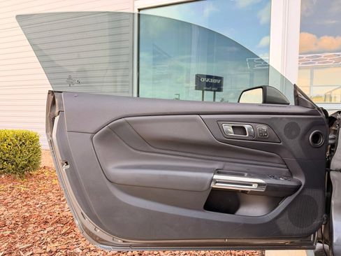 Used 2024 Ford Mustang GT Premium RWD image 23