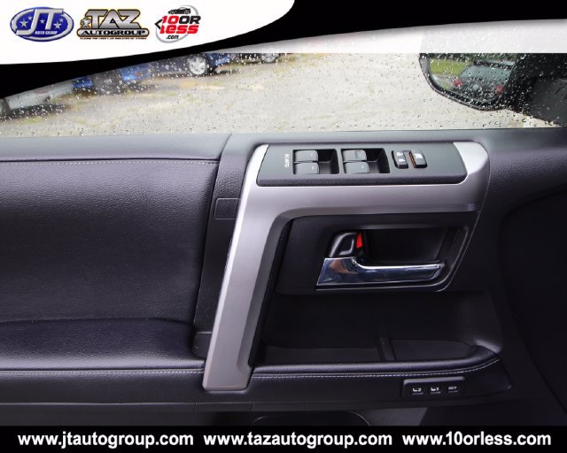 Used 2021 Toyota 4Runner Limited AWD/4WD image 13