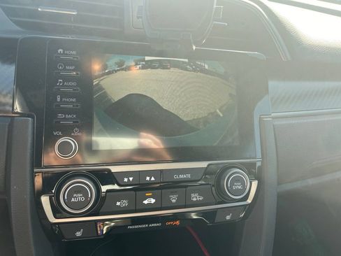 Used 2019 Honda Civic Sport Touring image 17