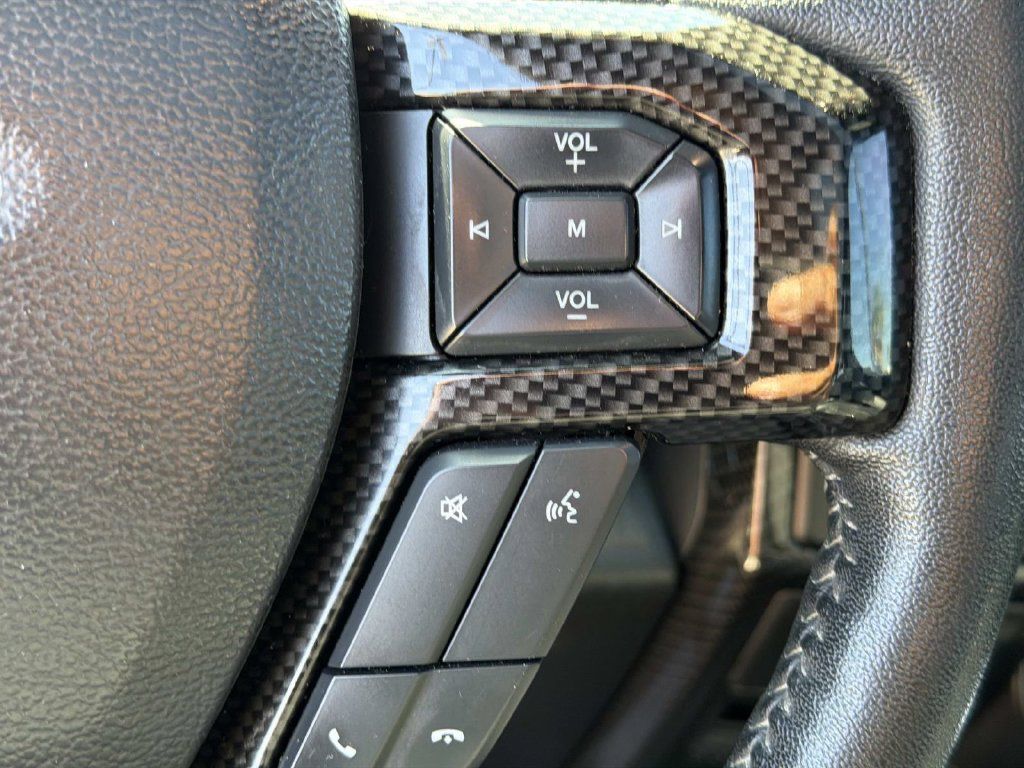 Used 2019 Ford F150 Lariat w/ Equipment Group 502A Luxury AWD/4WD image 27