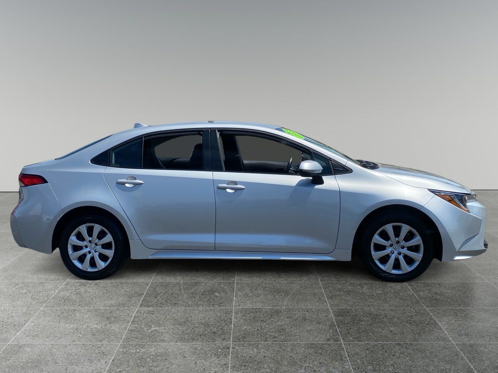 Used 2025 Toyota Corolla LE FWD image 6
