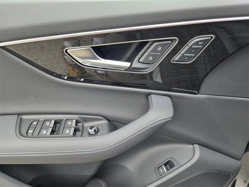 New 2025 Audi Q7 2.0T Premium Plus image 18