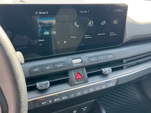 Certified 2025 Kia K4 FWD image 19