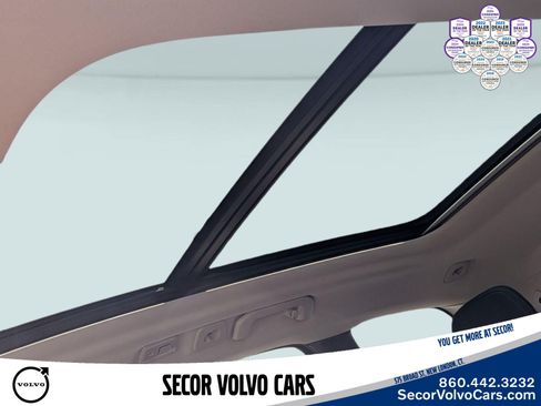 Certified 2024 Volvo XC60 B5 Plus w/ Protection Package Premier AWD/4WD image 15