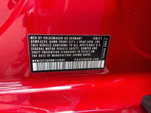 Used 2022 Volkswagen GTI SE FWD image 32