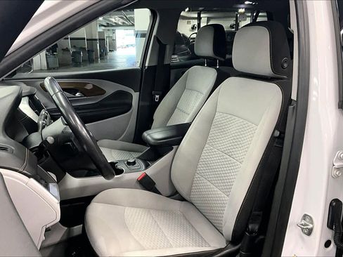 Used 2020 GMC Terrain SLE FWD image 7
