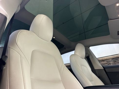 Used 2021 Tesla Model 3 Standard Range Plus image 17