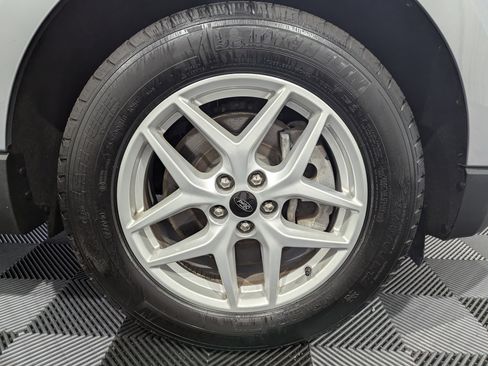 Used 2024 Ford Edge SEL w/ Convenience Package AWD/4WD image 6