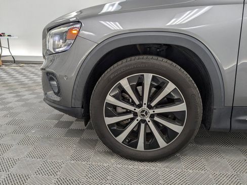 Used 2022 Mercedes-Benz GLB 250 4MATIC image 19