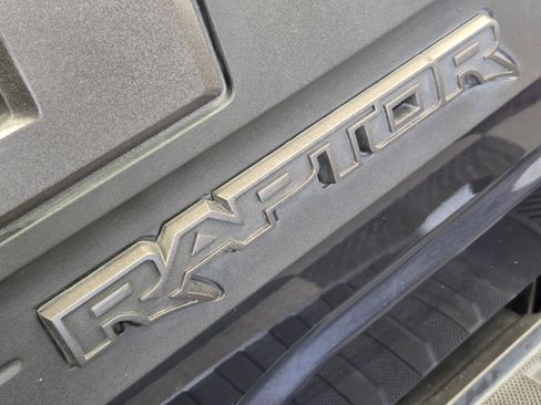 Certified 2023 Ford F150 Raptor w/ Raptor Carbon Fiber Package image 11