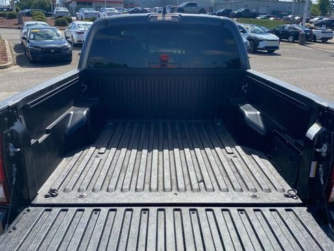 Used 2022 Toyota Tacoma SR5 w/ Technology Package RWD image 11