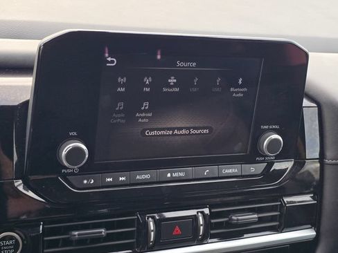 Certified 2024 Nissan Pathfinder SV FWD image 18