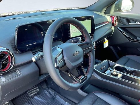 New 2026 Chevrolet Equinox RS w/ Safety and Technology Package AWD/4WD image 8