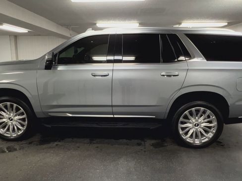 Certified 2024 Cadillac Escalade Premium Luxury image 77