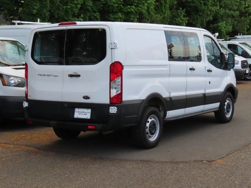 Used 2018 Ford Transit 250 130 Low Roof RWD image 2